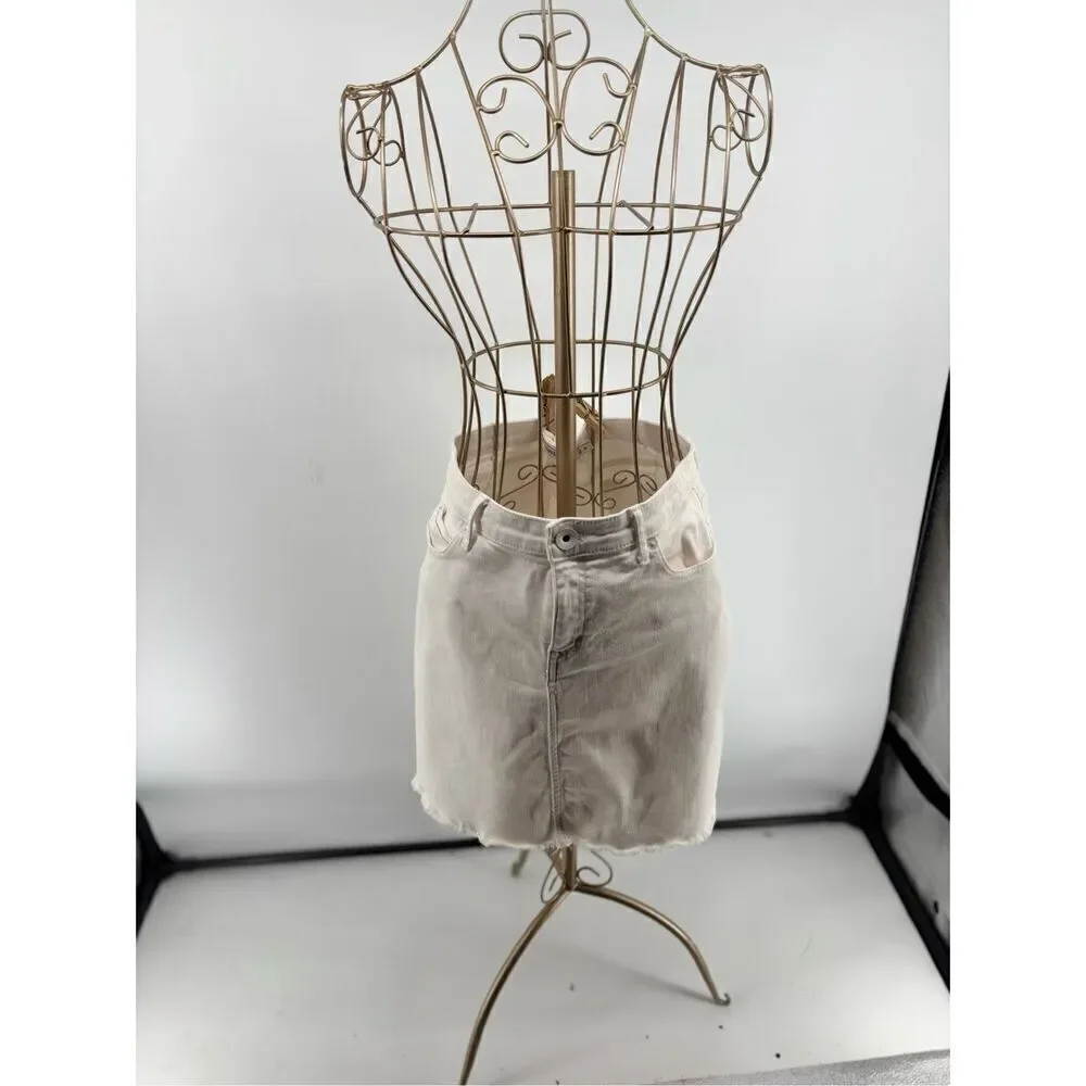 Vineyard Vines White Denim Raw Hem Mini Skirt Size 10